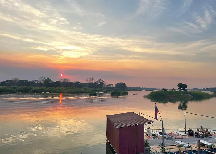 Tena Don Det Sunset Guest House