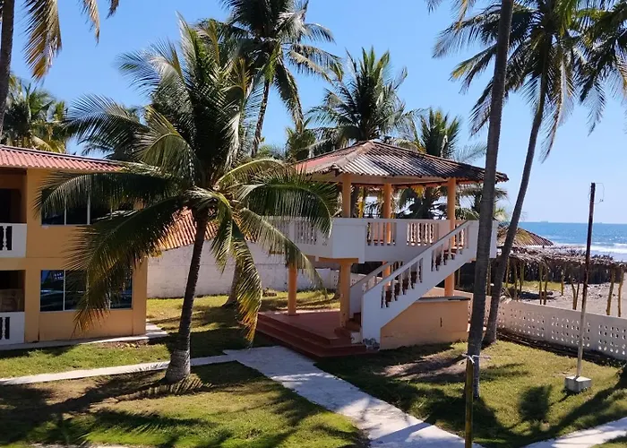 Hotel Y Restaurante Punta Corona