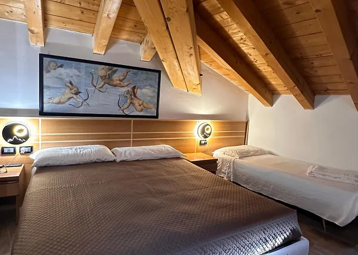 Hotel Oasi Este