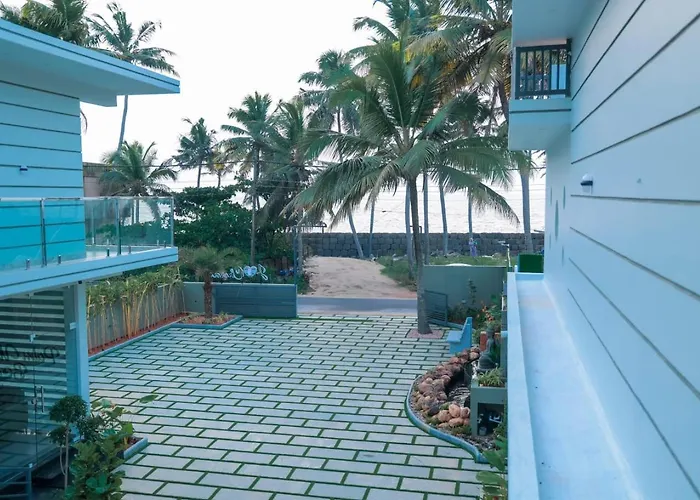 Palm Wave Beach Resort