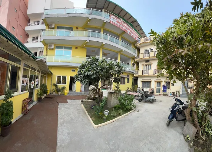 Vedic Hatha Vinyasa Yoga Ashram