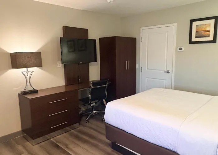Antioch Inn And Suites