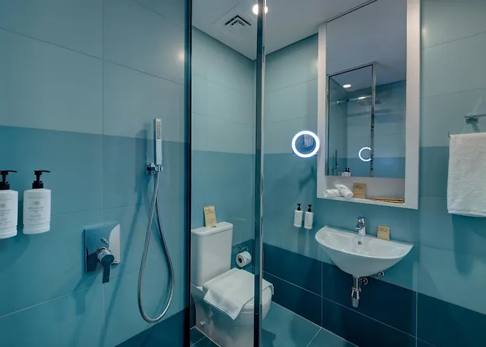 Nest Hotel, Aljada