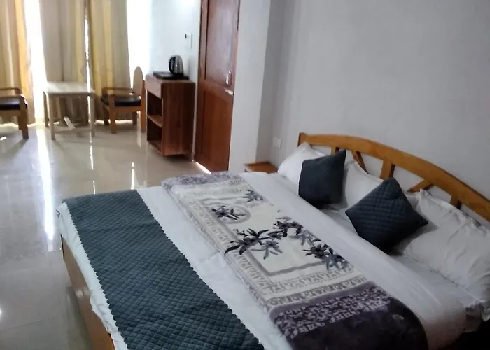 Mount Aura Stay & Dine