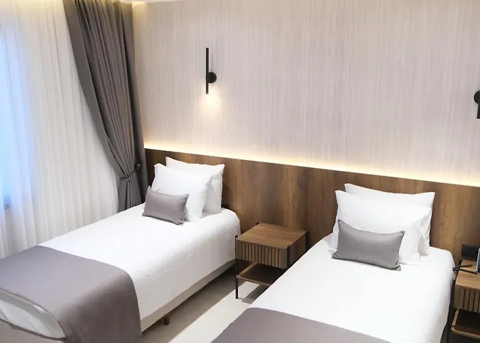 1921 Justa Sefa Otel
