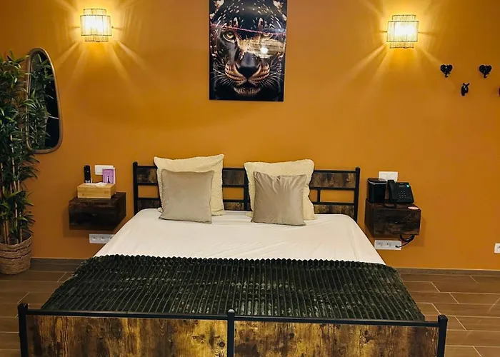 Le Bovary Hotel Suite Safari