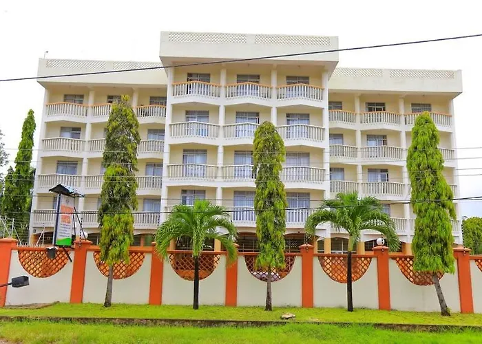 Raya Resort Nyali