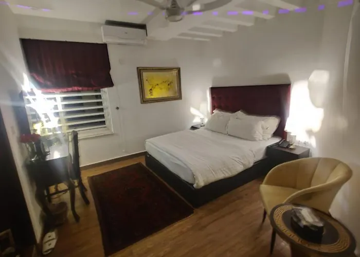 Downtown Residency
