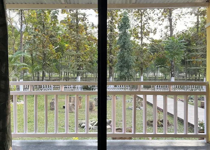 Gorumara Jungle Resort