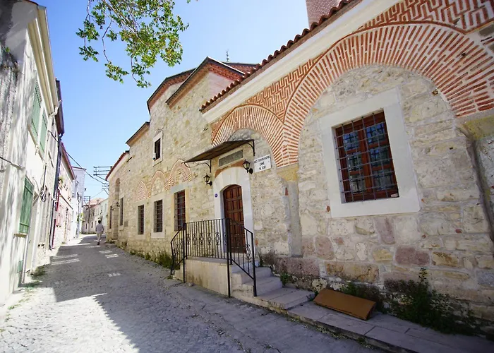 Atrium Suites Tas Konak