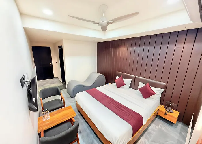 Hotel The Avanta - Gandhinagar