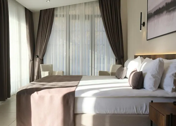 1921 Justa Sefa Otel