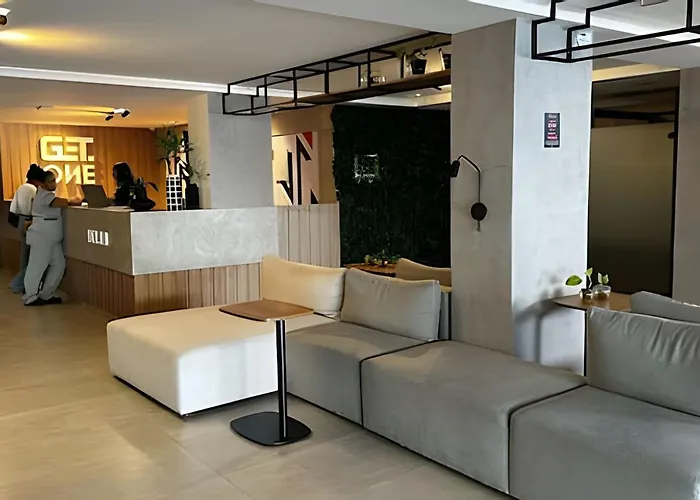 Flat a 20 metros da praia