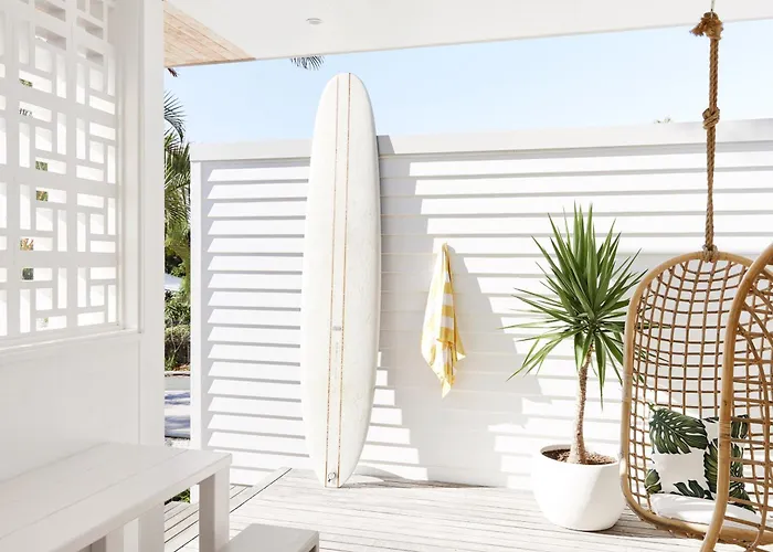 Bask & Stow I Luxe Guesthouse