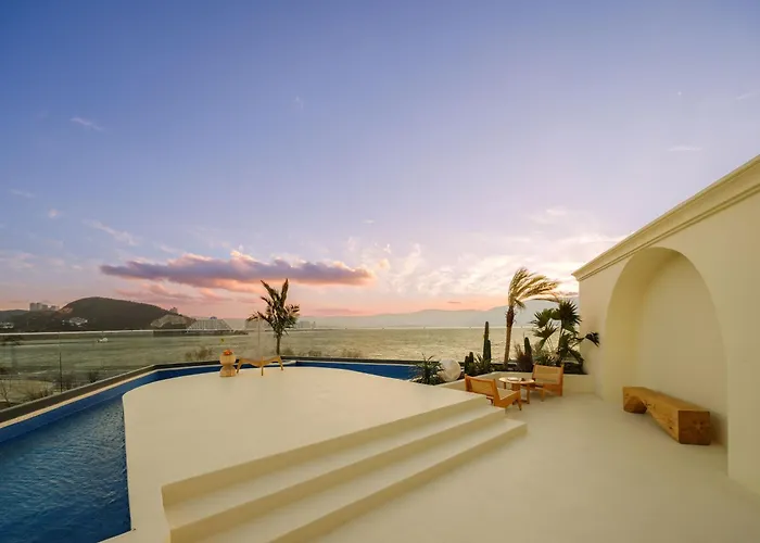 Dali Fanxi Manhai Holiday Guesthouse