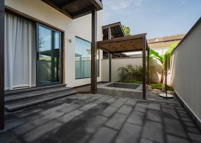 Emeishan Xiaoshanqing Luxury Resort