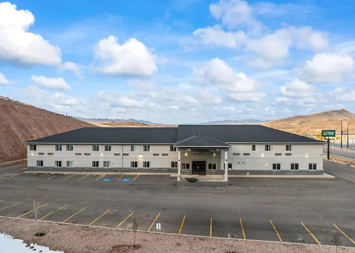Quality Inn & Suites Salina National Forest Area