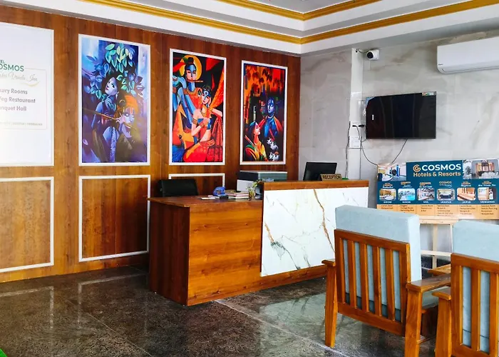 Cosmos Shri Vrinda Inn, Near Prem Mandir & Iskcon Temple