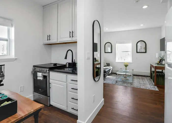 Harbor Haven, Apt #2, 2 Br/1Ba