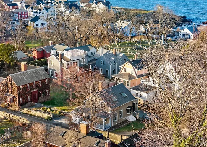 2Br Home|Downtown Rockport W/Parking|Walk 2 Ocean