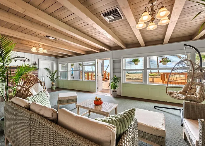 Oak Grove Escape On The Beach At Resort With Pool, Kayaks, Tennis, And More!
