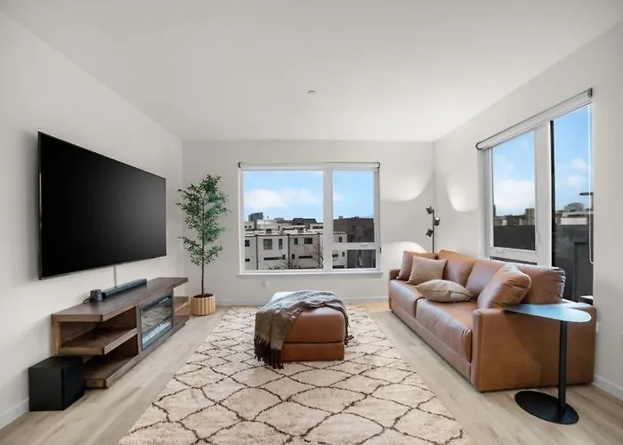 Modern Lux Midrise Stadium & Downtown Views