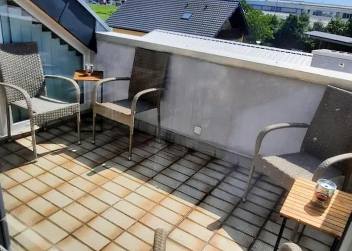 Moderne 2-Zimmer-Wohnung mit Balkon - ideal für 4 Gäste