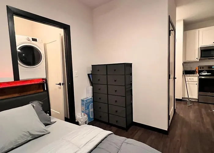 Cozy Studio In Madison