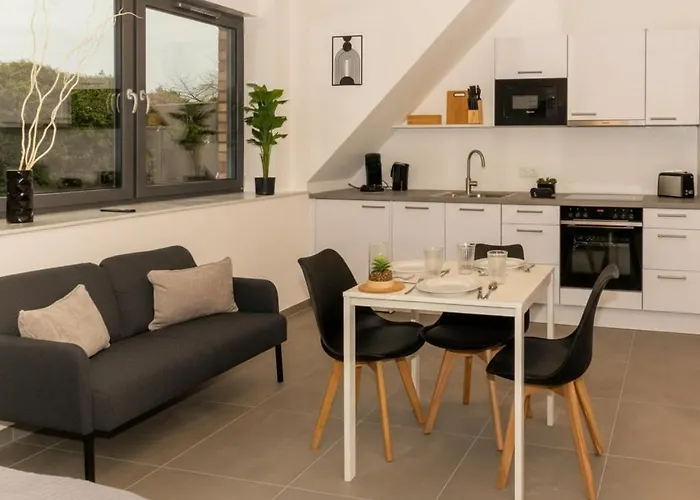 Modern Worker Apartment Near Kleve With 3 Single Beds