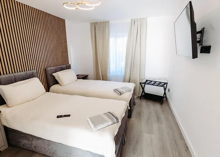 3Br - Brand New Apartment - Ciba Apartments