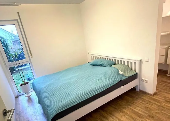 Bright Modern Apartment Ilsfeld