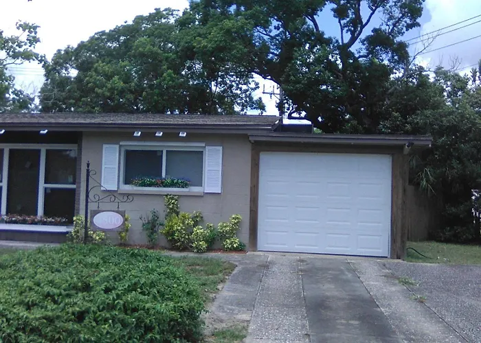 1 Bedroom Kitchen Bathroom Apt