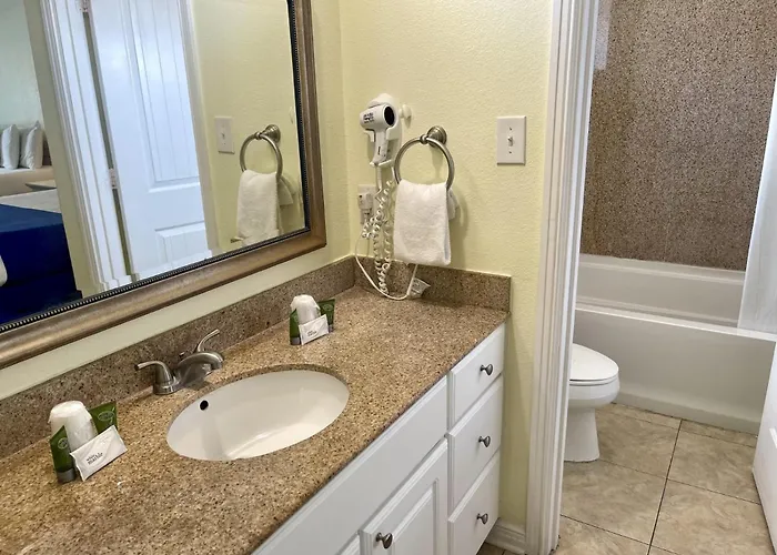 Beachgate Condo Suites And Hotel 436 Condo