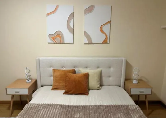 3 Bed, 2 Bath Self Catering Apt In Sines