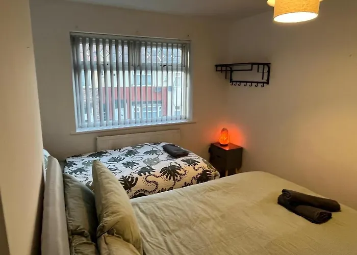 3Br Home, Parking, Families, Contractors, Wi-Fi