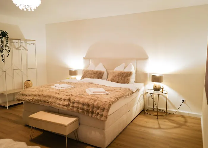 Spacious Family Apartment, Free Parking, 6 Guests