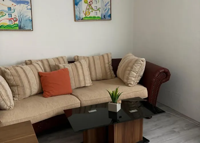 Red Dot Apartment Lucky