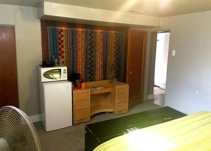 King Suite Between City And Slopes