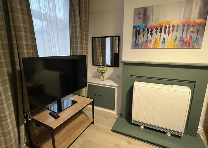 Private Room Within Shared Home Room 3