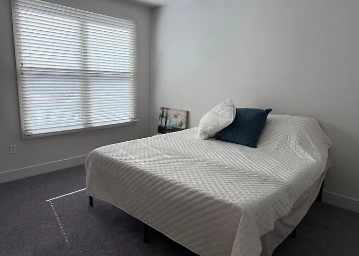 Experience The Best Of Fort Worth Stylish Apartment In The Cultural District