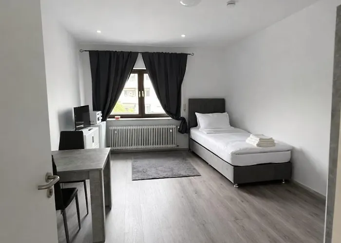 Kelsterbach Airport apartments