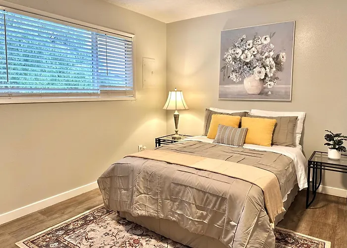 Cozy One-Bedroom Haven With Big Balcony