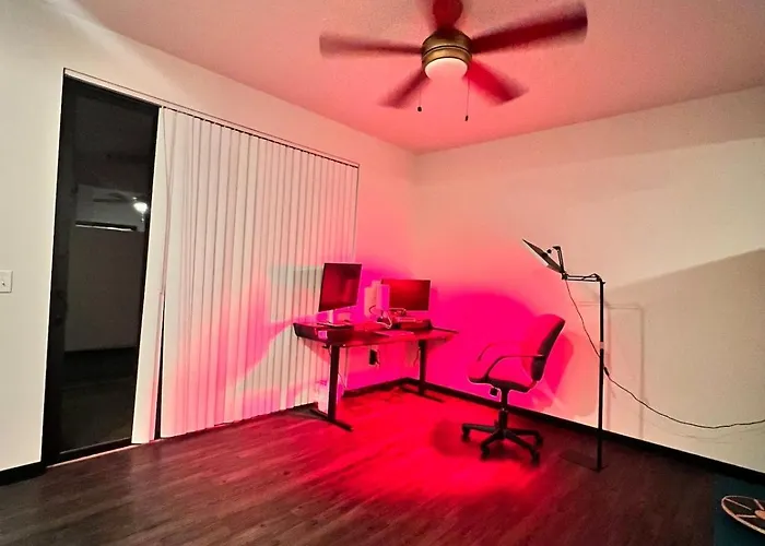 Cozy Studio In Madison