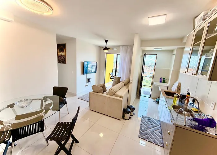 Apt Vista Magnifica, 2 garagens , 3 Quartos , 2 Banheiro , Varanda com Churrasqueira