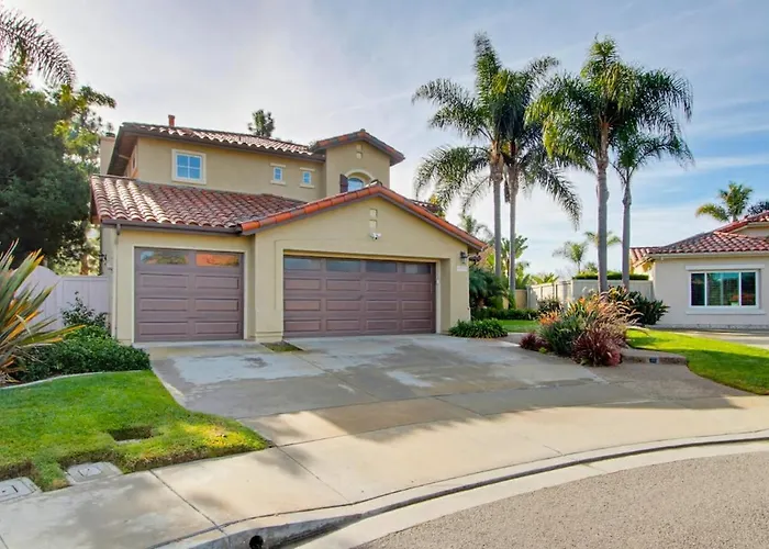 Quiet Carlsbad Home One And A Half Miles From The Beach