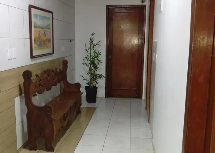 Studio Mobiliado-Quintal - Ar Cond - Ótima Localização