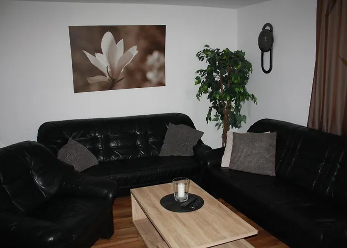Monteur und Ferienhaus für 6 Personen, Parkplätze, WLAN, Nähe Bietigheim, Heilbronn