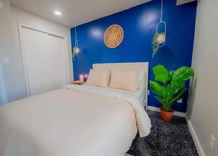 Newly Remodeled Apt - Washer And Dryer - 8Mim To Ku & Mass Street