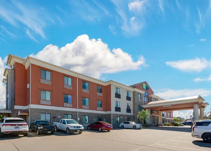 Holiday Inn Express Hotel And Suites Fairfield-North By Ihg