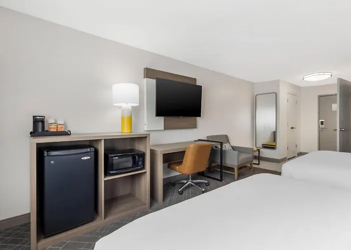 Comfort Inn Ballard-Roosevelt